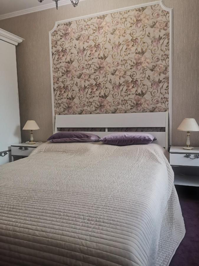Luxury Apartment Amalfi 300 M From The Beach Varna Bagian luar foto