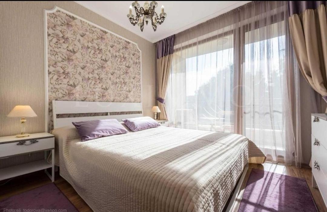 Luxury Apartment Amalfi 300 M From The Beach Varna Bagian luar foto